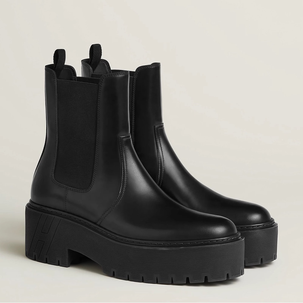 NWT Hermes Harrow Boots 35